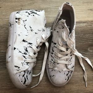 AKID US SIZE 2 splatter shoes
